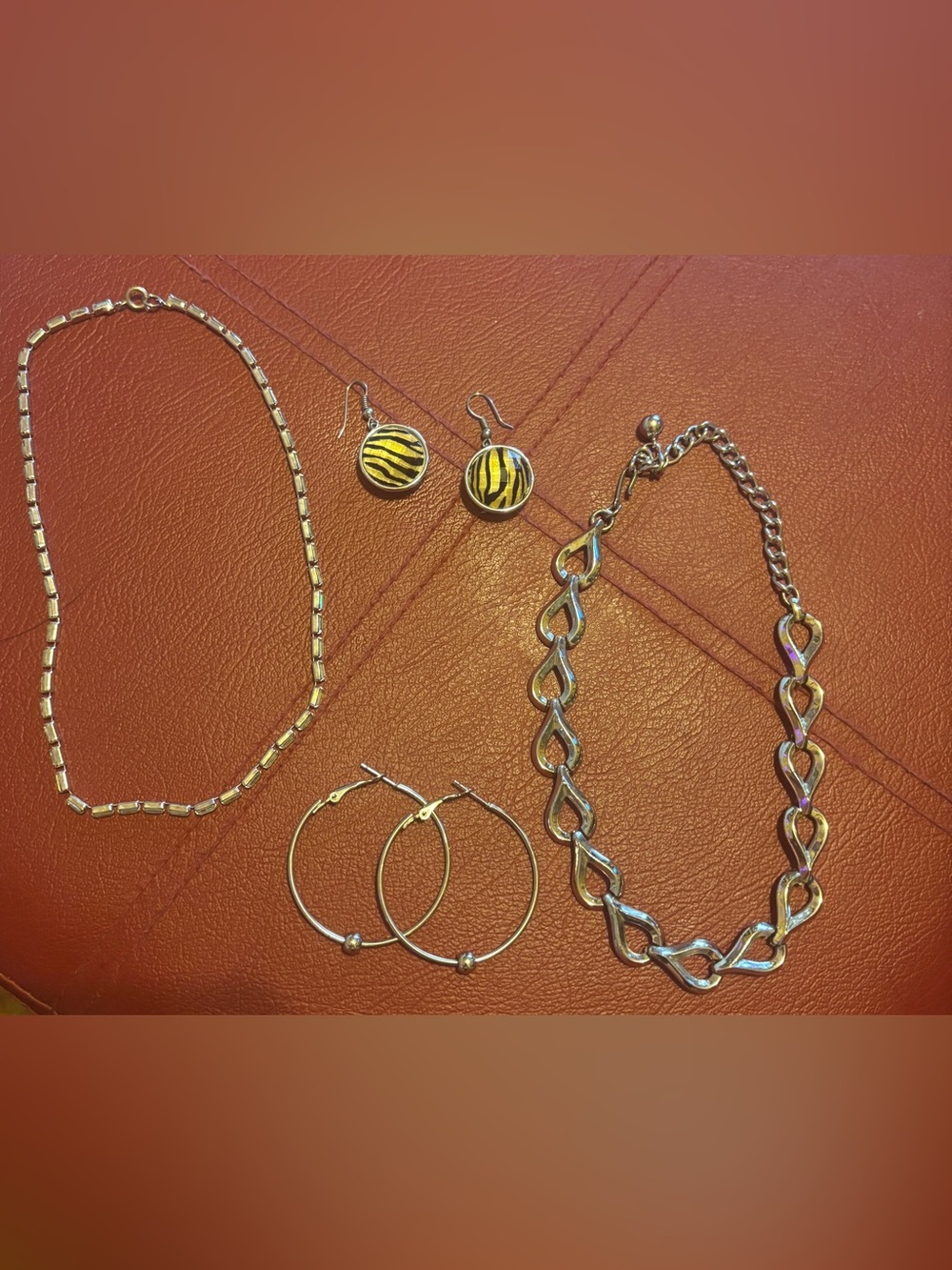 ✨Silver-Tone 2 Necklaces with 2 Earrings